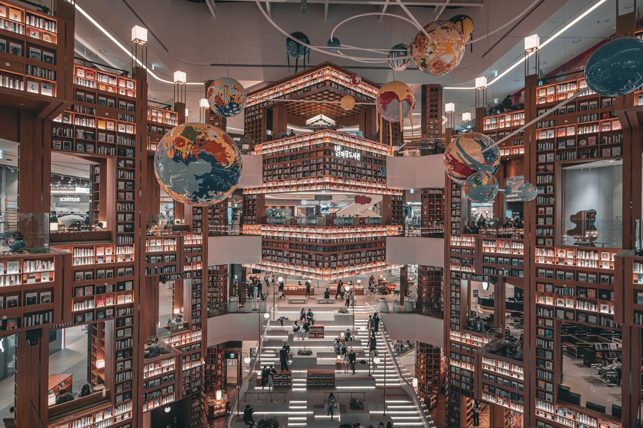 Discover the breathtaking architecture and vast bookshelves of Starfield Library in Seoul, South Korea.